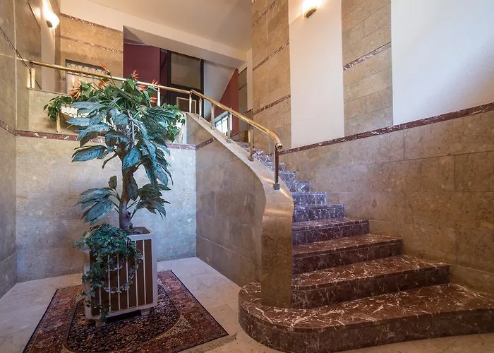 Bed & Breakfast Town House Morgana 4*