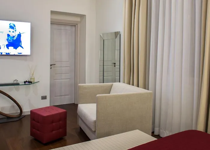 Bed & Breakfast Town House Morgana 4*