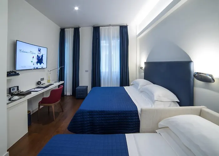 Alojamento de Acomodação e Pequeno-almoço Town House Morgana 4*